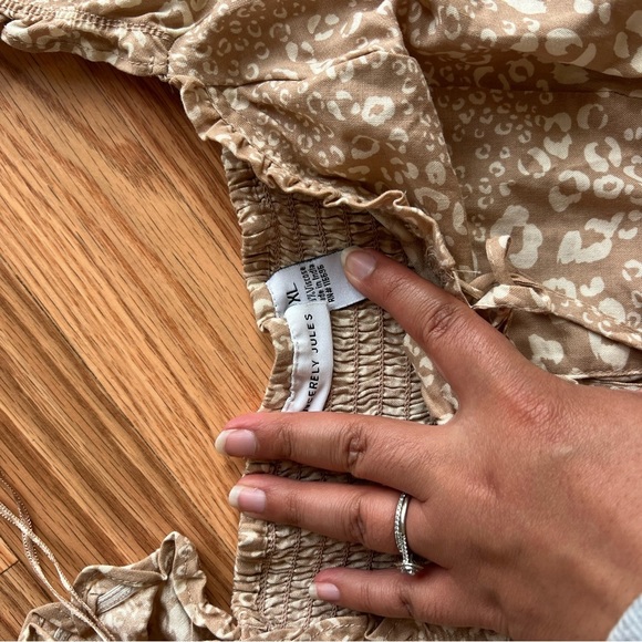 Stylish Tan Leopard Print Women's long dress - Picture 4 of 6